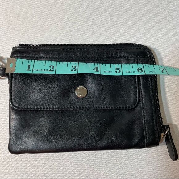Tyler Rodan black leather wristlet - Picture 9 of 9